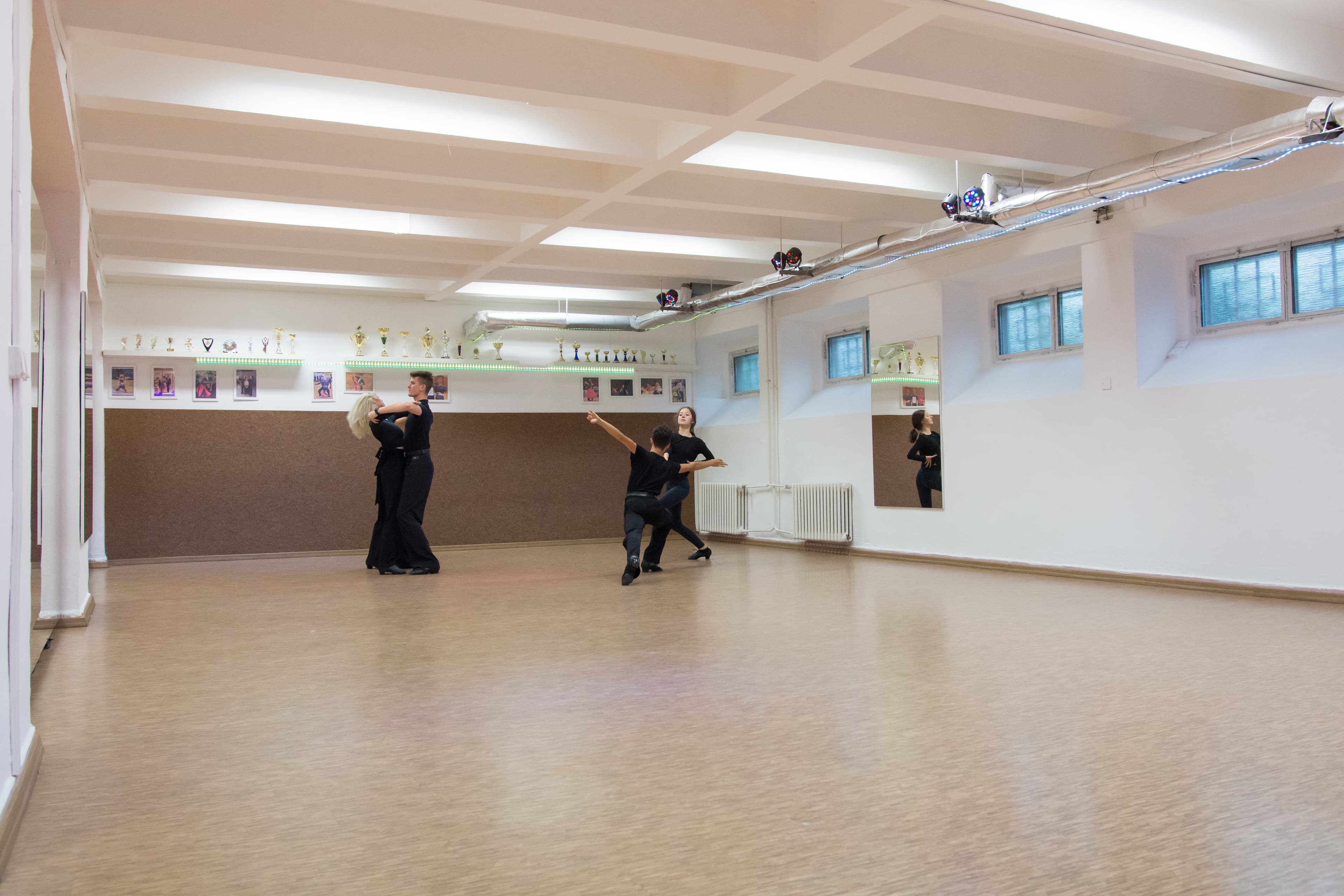 Taneční sál v Tanečním centru při FZŠ Holečkova v Olomouci
